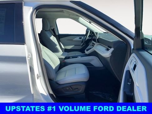 New 2025 Ford Explorer Active w/ Active Comfort Package image 15
