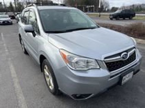 Used 2014 Subaru Forester 2.5i Premium w/ All-Weather Package image 9