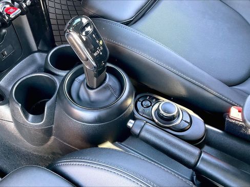 Certified 2023 MINI Cooper S image 15