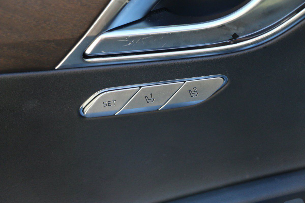 Used 2022 Genesis GV80 3.5T Prestige Signature AWD/4WD image 18