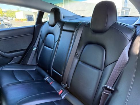 Used 2021 Tesla Model 3 Long Range AWD/4WD image 13
