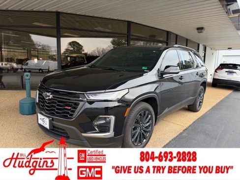 Certified 2023 Chevrolet Traverse RS image 1
