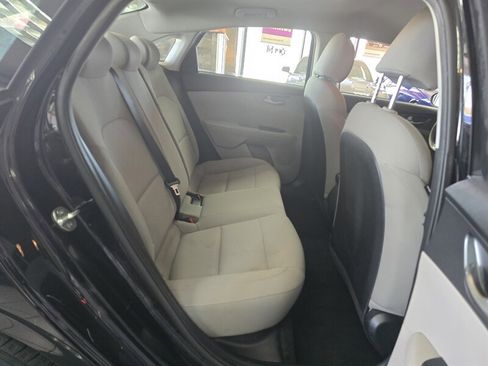 Used 2021 Kia Forte LXS image 17
