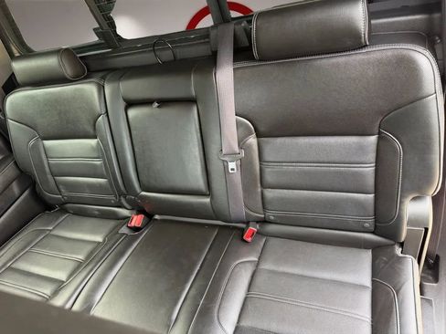 Used 2016 GMC Sierra 2500 Denali w/ Duramax Plus Package AWD/4WD image 13