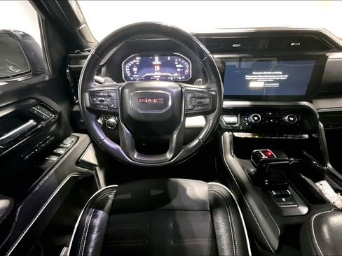 Used 2024 GMC Sierra 1500 AT4X image 7