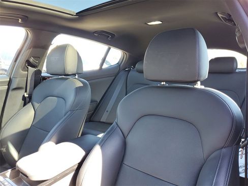 Used 2023 Kia Stinger GT-Line w/ Sun & Sound Package image 11
