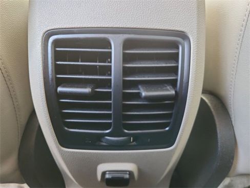 Used 2018 Ford Escape SEL image 20