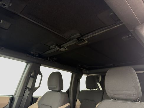 Used 2022 Ford Bronco Wildtrak AWD/4WD image 31