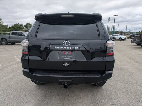 Used 2024 Toyota 4Runner SR5 RWD image 5