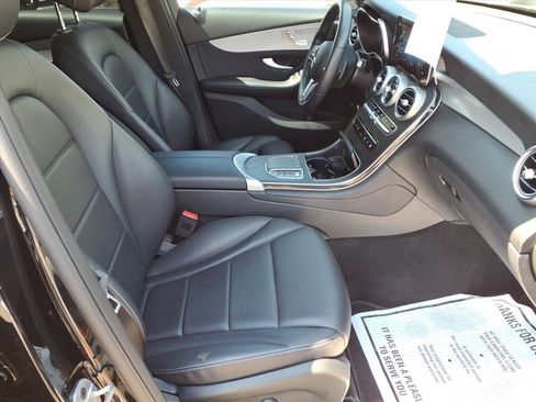 Used 2022 Mercedes-Benz GLC 300 image 11