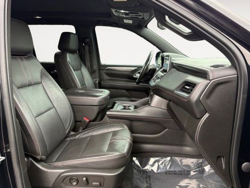 Used 2021 Chevrolet Tahoe RST w/ Luxury Package image 14