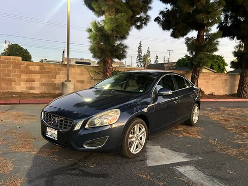 Used 2013 Volvo S60 T5 image 15