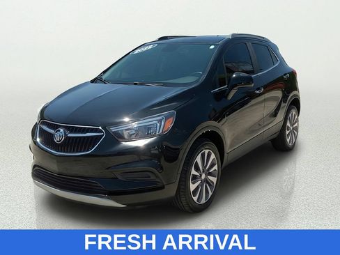 Used 2022 Buick Encore Preferred w/ Safety Package FWD image 3