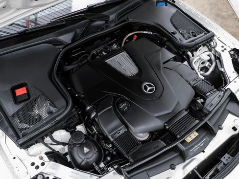 Used 2018 Mercedes-Benz E 400 Coupe image 39