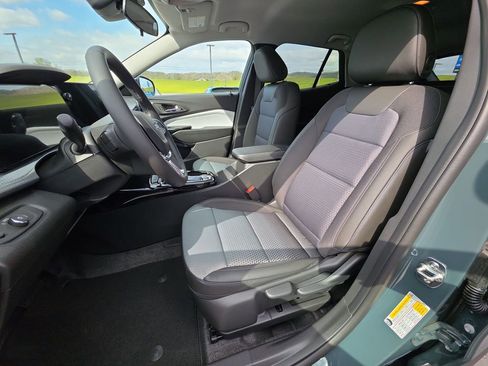 New 2026 Chevrolet Trax LT w/ Driver Confidence Package FWD image 11