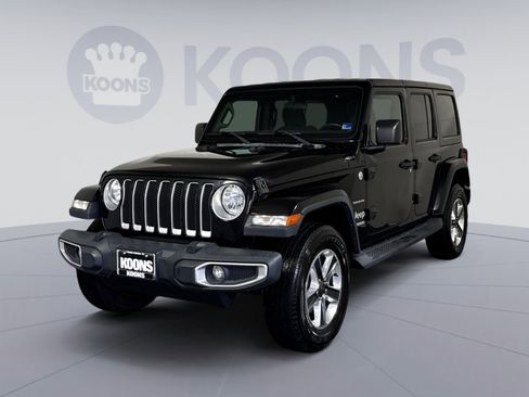 Used 2018 Jeep Wrangler Unlimited Sahara AWD/4WD image 1