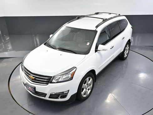 Used 2017 Chevrolet Traverse Premier image 61