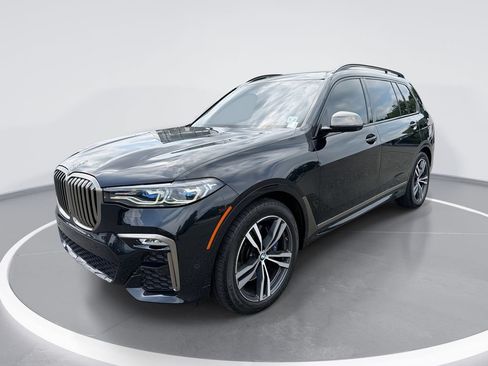Used 2022 BMW X7 M50i w/ Cold Weather Package AWD/4WD image 1