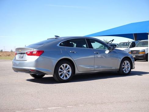 Used 2023 Chevrolet Malibu LT FWD image 4