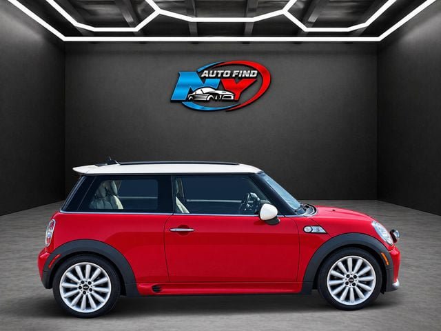 Used 2013 MINI Cooper John Cooper Works FWD image 11