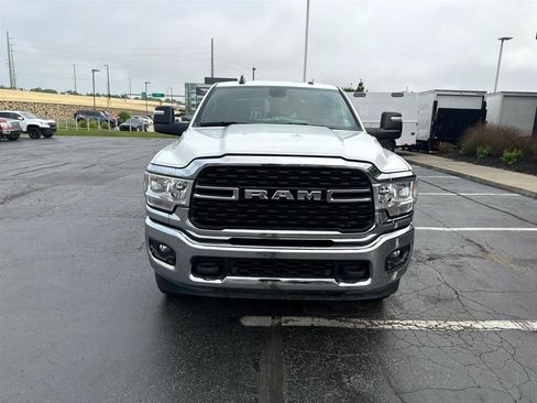 Used 2024 RAM 2500 Big Horn w/ Off Road Package AWD/4WD image 3