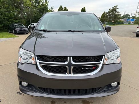 Used 2019 Dodge Grand Caravan SXT FWD image 8