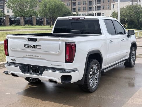 Used 2023 GMC Sierra 1500 Denali Ultimate AWD/4WD image 4
