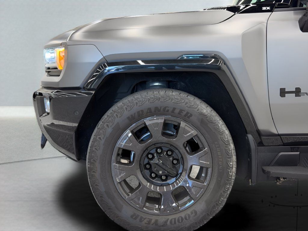 Used 2026 GMC Hummer EV 3X w/ Carbon Fiber Edition Package AWD/4WD image 32