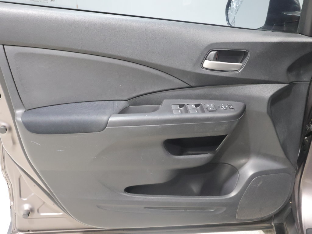 Used 2015 Honda CR-V LX image 12