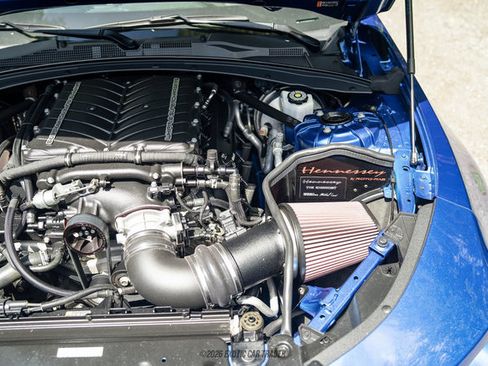 Used 2017 Chevrolet Camaro ZL1 w/ LPO, ZL1 Protection Package RWD image 17
