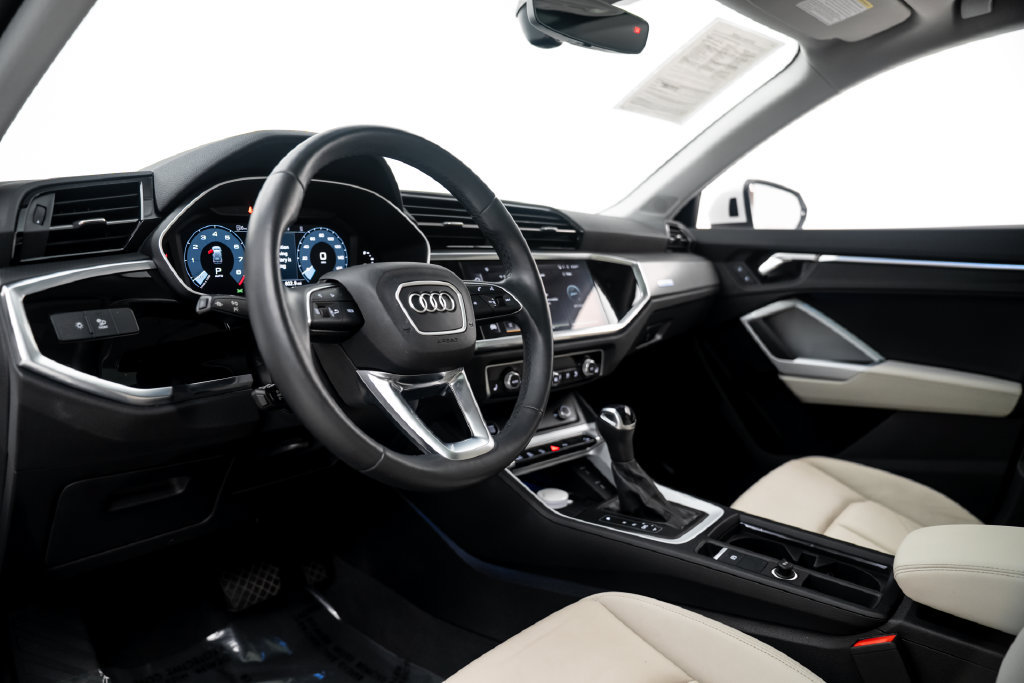 Used 2023 Audi Q3 2.0T Premium Plus w/ Premium Plus Package AWD/4WD image 4