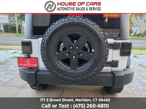 Used 2014 Jeep Wrangler Unlimited Sport w/ Quick Order Package 24S AWD/4WD image 15