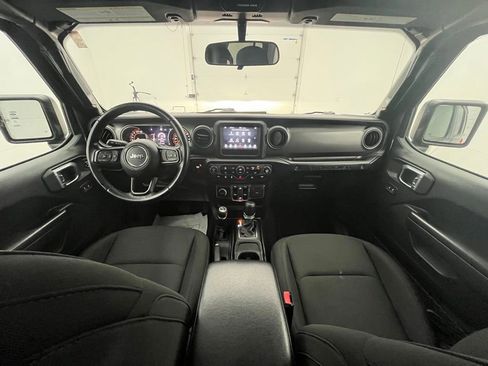 Used 2021 Jeep Wrangler Unlimited Sport image 2