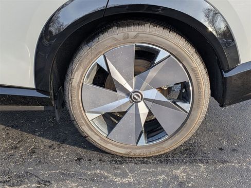 Used 2024 Nissan Ariya AWD image 25