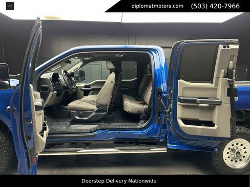 Used 2022 Ford F250 XLT w/ FX4 Off-Road Package image 20