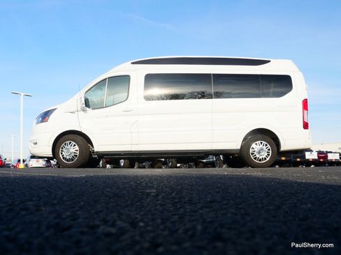 Used 2023 Ford Transit 150 Low Roof AWD image 21