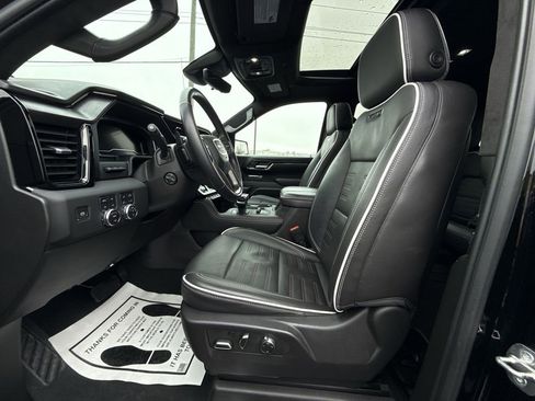 Used 2024 GMC Sierra 1500 AT4X image 13