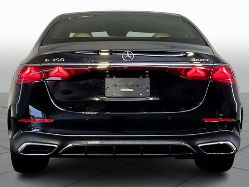 New 2026 Mercedes-Benz E 350 4MATIC Sedan image 4