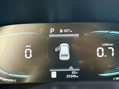 Used 2024 Kia Soul LX FWD image 14