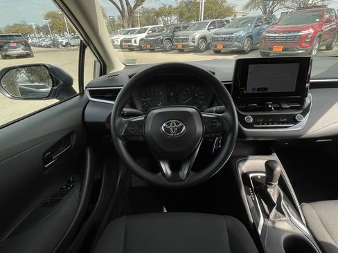 Used 2024 Toyota Corolla LE image 12