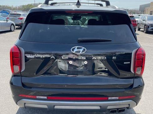 Used 2023 Hyundai Palisade SEL w/ Premium Package image 4
