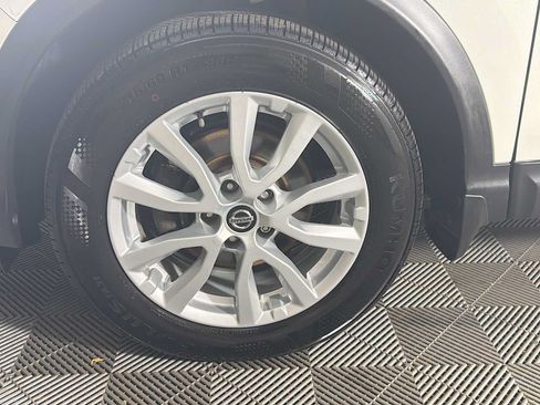 Used 2020 Nissan Rogue Sport SV w/ All-Weather Package AWD/4WD image 29