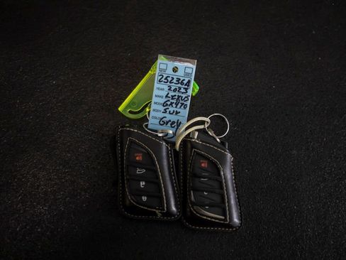 Used 2023 Lexus GX 460 Premium w/ Premium Package image 55