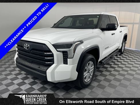 Used 2025 Toyota Tundra SR5 w/ SR5 Convenience Package AWD/4WD image 1