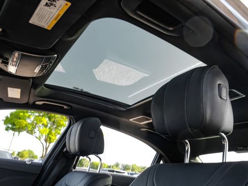 Used 2016 Mercedes-Benz S 550 Sedan image 26