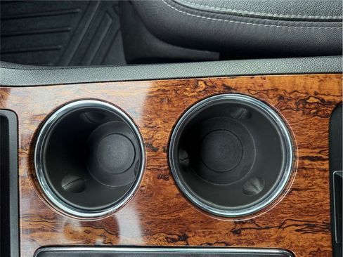 Used 2014 Chevrolet Traverse LTZ image 22