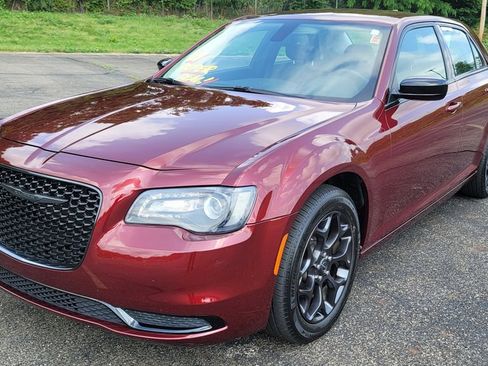 Used 2021 Chrysler 300 Touring w/ Sport Appearance Package AWD/4WD image 3