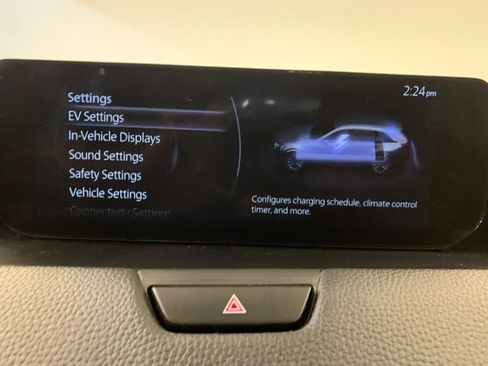 Used 2024 MAZDA CX-90 Plug-In Hybrid w/ Premium Pkg AWD/4WD image 33