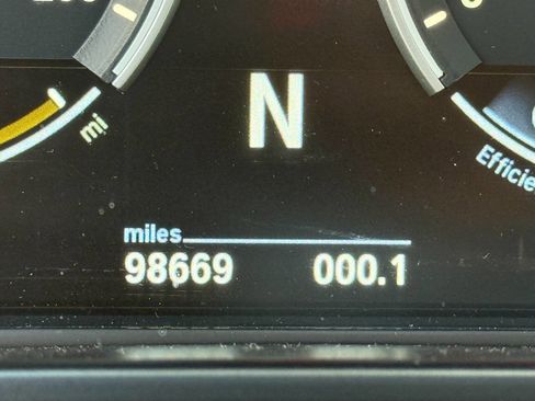 Used 2016 BMW X5 M image 23