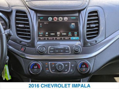 Used 2016 Chevrolet Impala LT image 17